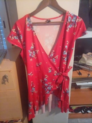 Vestido floral rojo