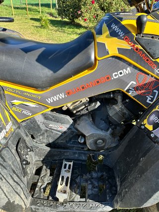 Can-Am Outlander 800R Negro/Amarillo