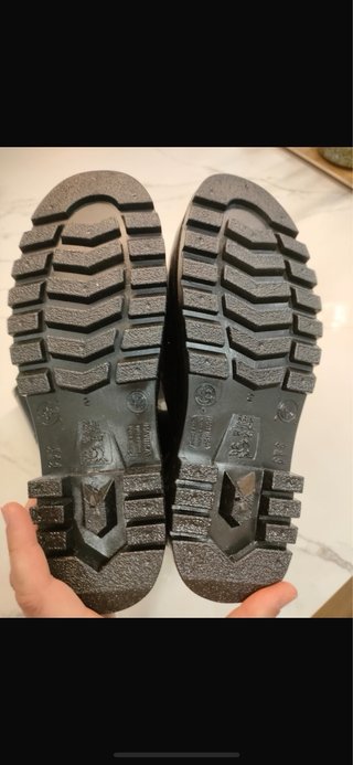 Botas de agua negras