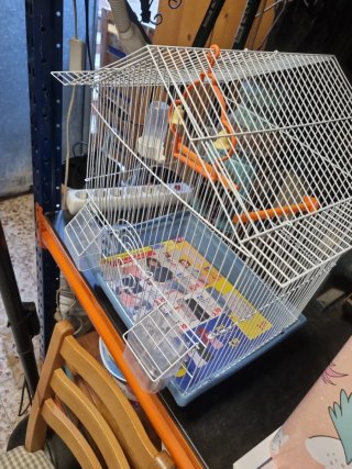 JAULA PARA AVES