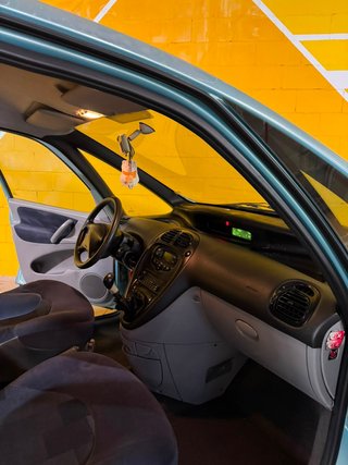 Citroën Xsara Picasso 1.6 16v HDI Exclusive