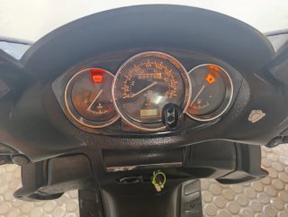 Piaggio X7 Evo 300 Maxi Scooter