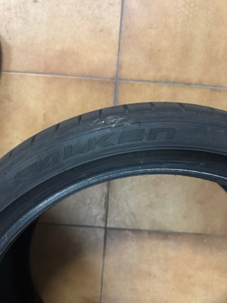 2 Neumáticos Falken 225/40R18 92W