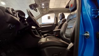 MG ZS LUXURY TURBO TECHO SOLAR 2022