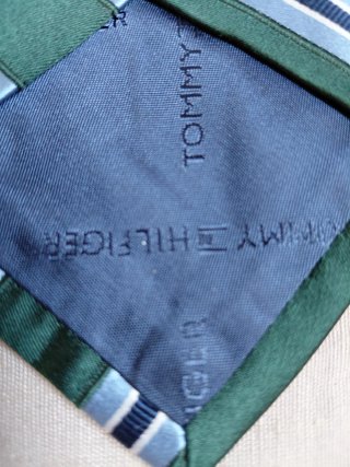 Lote 4 Corbatas: Calvin Klein y Tommy Hilfiger