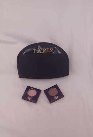 Lote L'Oréal Paris: Neceser y Sombras