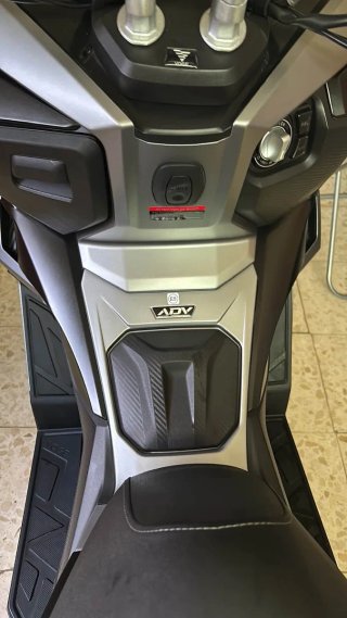 Voge SR1 ADV 125cc Negra