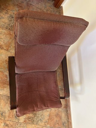 Mecedora de tela y madera
