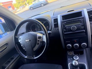 Nissan X-Trail 2.0 4x4 2007 330 mil km con libro
