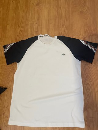 Camiseta Lacoste Blanca Manga Negra
