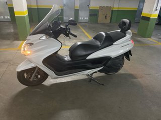 Yamaha Majesty 400cc 2011 Blanca