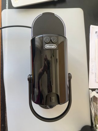 Cafetera Nespresso Negra