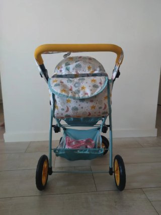 Carrito gemelar con bebés