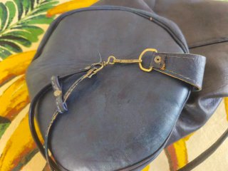 Bolso de cuero azul