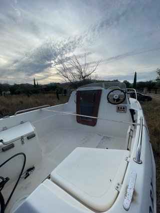Embarcación Quicksilver Cabin 450 Mercury 40cv 2T