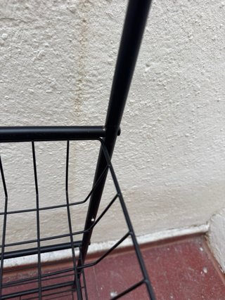 Estantería de acero negra para baño