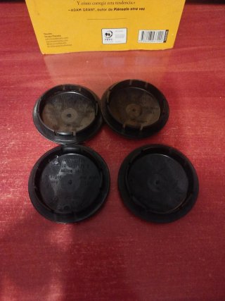 Tapabujes Originales VW Golf (4 unidades)