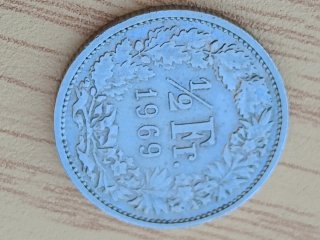 Moneda de medio franco suizo