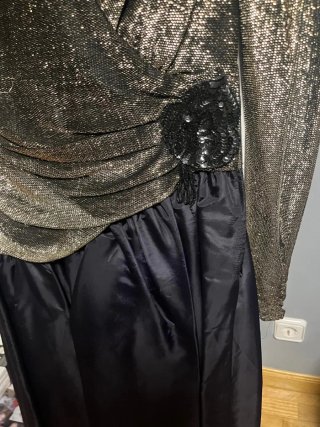 Vestido fiesta negro y dorado