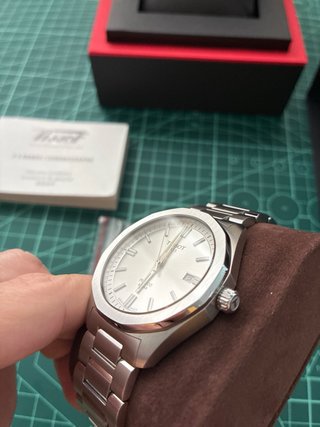 Reloj Tissot PRC100 Solar - 39mm