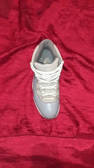 Jordan 11 Grigie