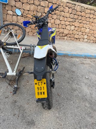 Moto 49cc Enduro/Supermoto Azul y Blanca