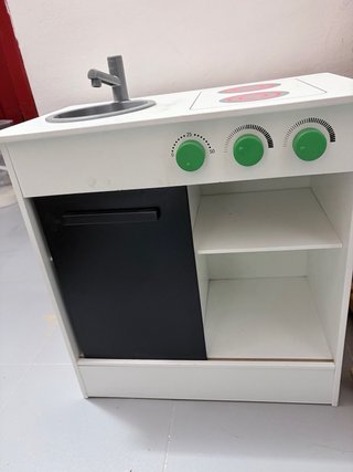 Cocina de juguete de madera