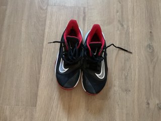 Zapatillas Nike Precision 8 Negras Rojas