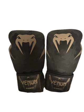 Guantes de Boxeo Venum Impact Dark Camo 10oz