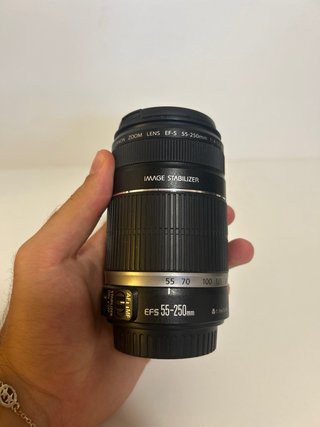 Canon EOS 1100D + 2 objetivos + batería