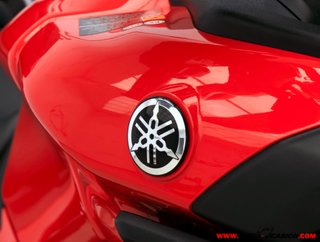 YAMAHA TRACER 9