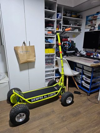 patinete eléctrico 4 ruedas