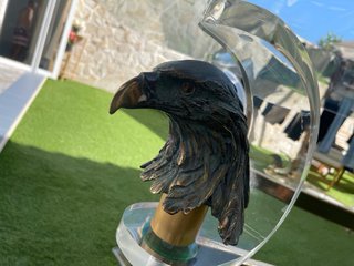 Mesa de cristal con águilas doradas LA GRANDE