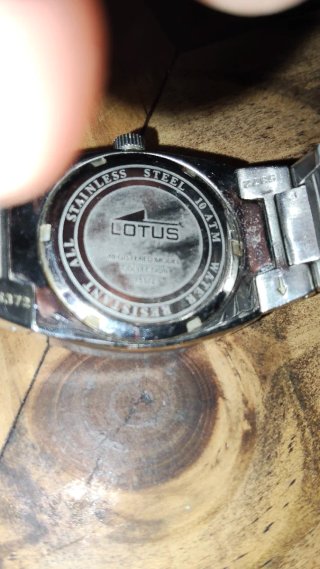 Reloj Lotus Multifunción Negro y Plateado