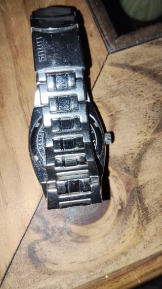 Reloj Lotus Multifunción Negro y Plateado
