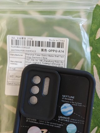 Custodia per OPPO A74 con design del sistema solare