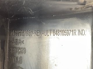 Moldura luz matricula Renault Trafic 14-25