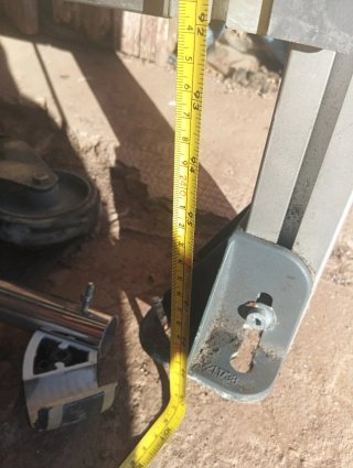 Puerta de seguridad metálica nueva