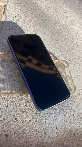 iPhone 16 128GB Azul Ultramar 96% Batería