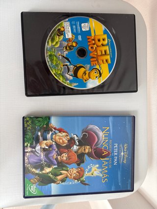 DVDs Bee Movie y Peter Pan (Español)