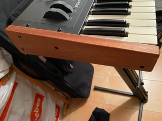Sintetizzatore DSI Prophet 08