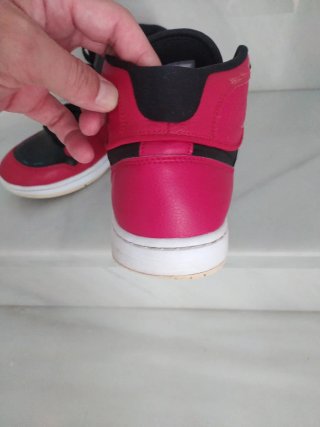 Jordan Access Rojo y Negro