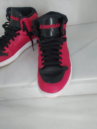 Jordan Access Rojo y Negro