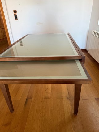 Mesa extensible madera y cristal 70s. Buen estado.