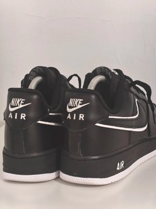 Nike Air Force 1 Negras y Blancas