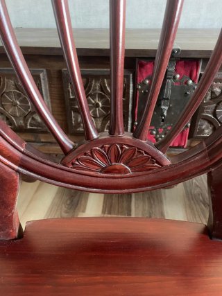 Sillas antiguas artesanales de madera maciza(1980)