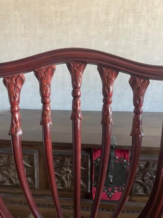 Sillas antiguas artesanales de madera maciza(1980)