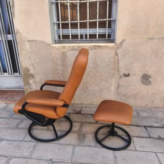 Sillón relax abatible con reposabrazos