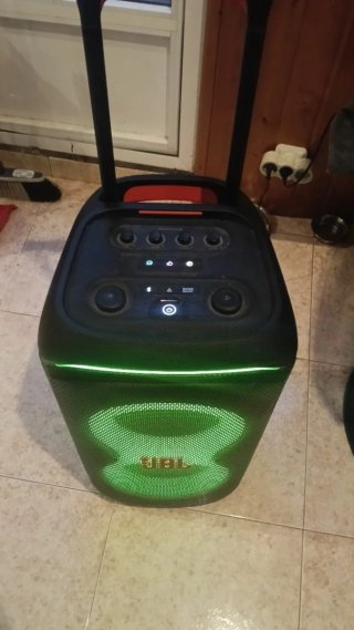 Altavoz JBL 320 Party Speaker con Luces LED