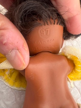 Muñeca Barriguitas Famosa 97